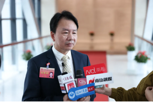 董事長(zhǎng) 董事長(zhǎng)