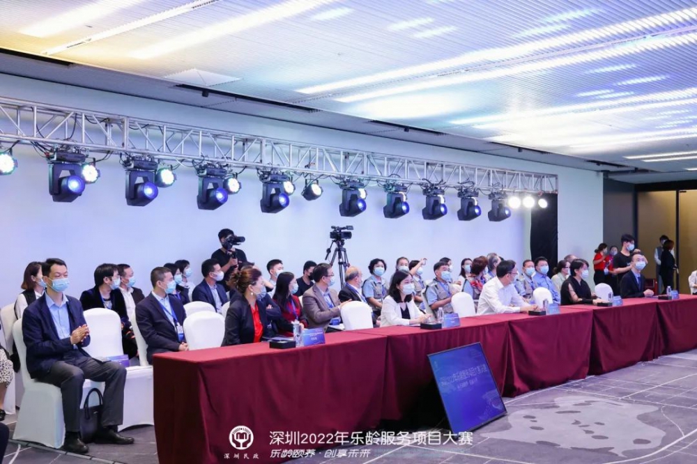 居家養(yǎng)老智能看護(hù)監(jiān)測(cè) 居家養(yǎng)老智能看護(hù)監(jiān)測(cè)